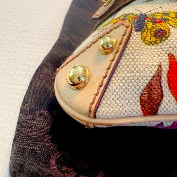 Gucci Vintage Flora Horsebit Clutch with Gold Chain - Picture 7 of 10